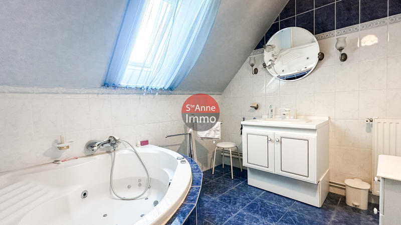 Maison de village - 190 m² - 8 pièces