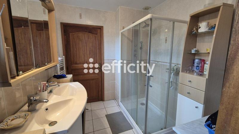 Pavillon - 207 m² - 10 pièces