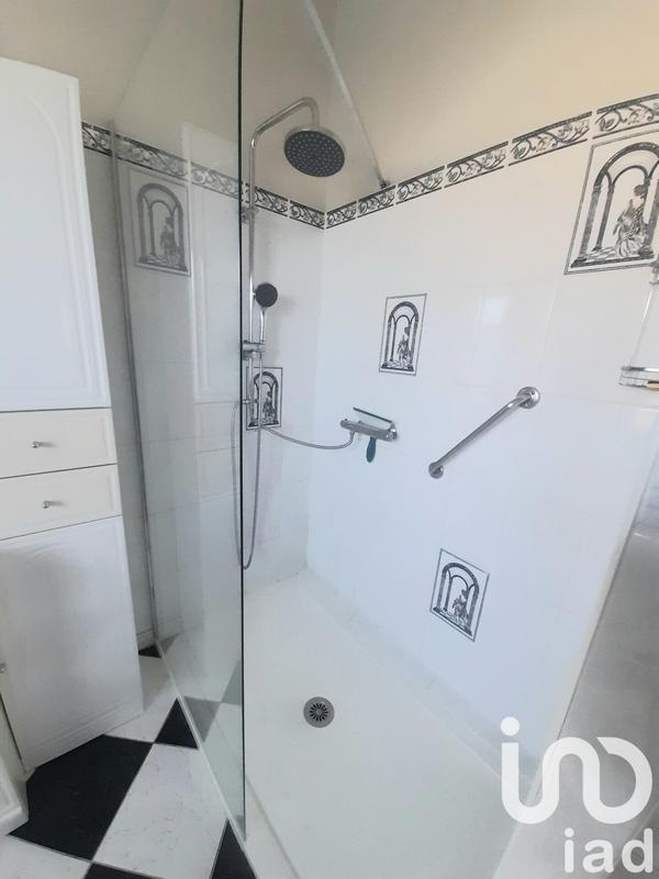 Maison - 94 m² - 6 pièces