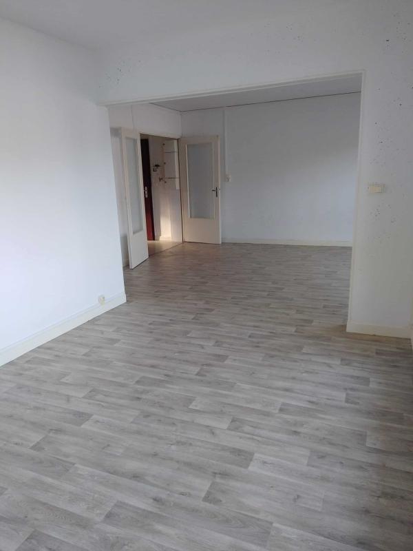 Appartement - 85 m² - 3 pièces
