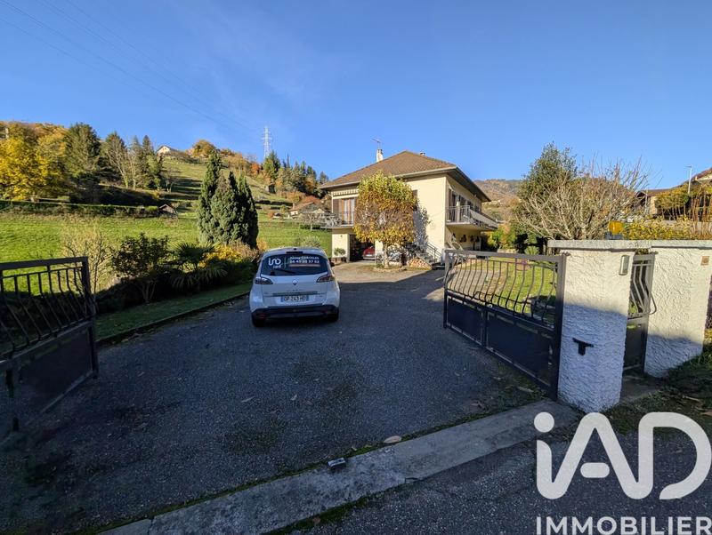 Maison - 114 m² - 5 pièces