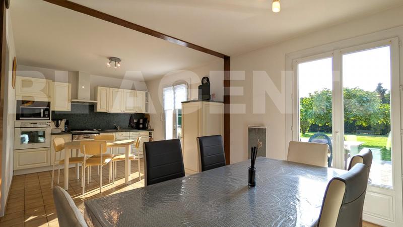 Maison traditionnelle - 126 m² - 7 pièces