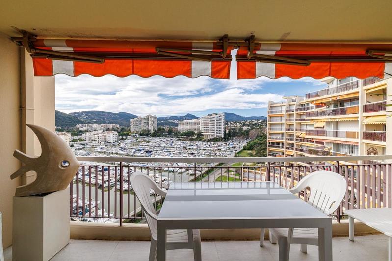 Appartement - 98 m² - 3 pièces