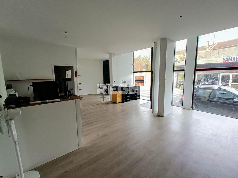 Local commercial - 63 m²