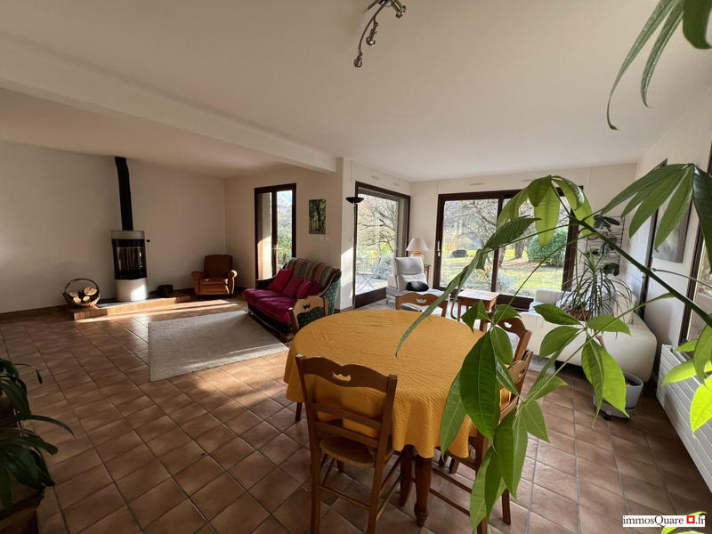 Maison - 156 m² - 7 pièces