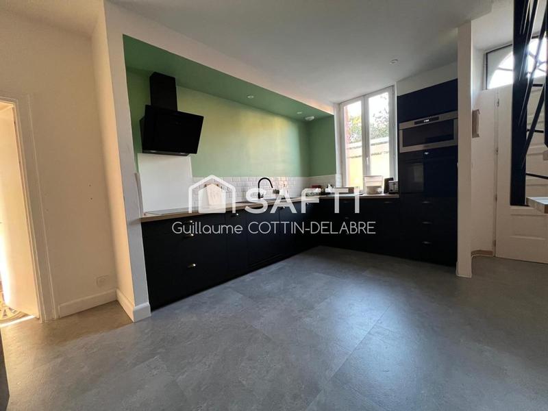 Maison - 177 m² - 7 pièces