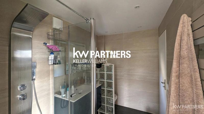 Demeure - 172 m² - 7 pièces