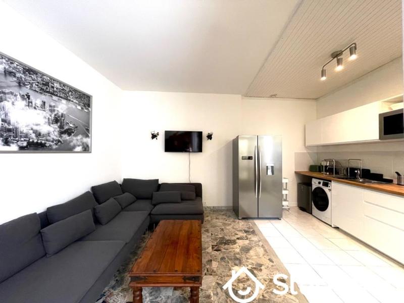 Chambre - 9 m² - 1 pièce