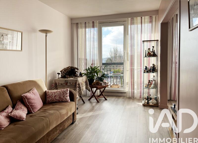 Appartement - 82 m² - 4 pièces