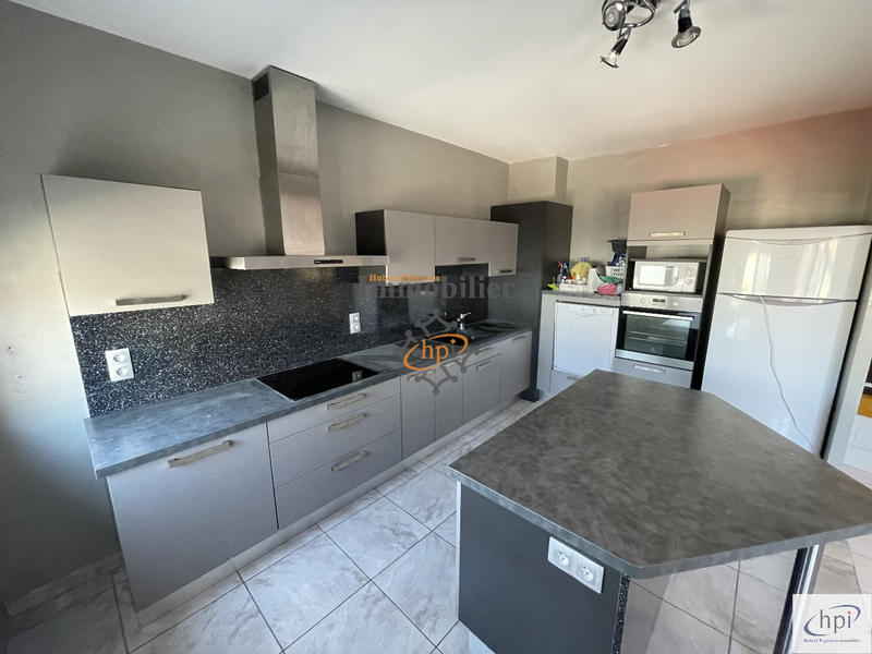 Appartement - 90 m² - 4 pièces