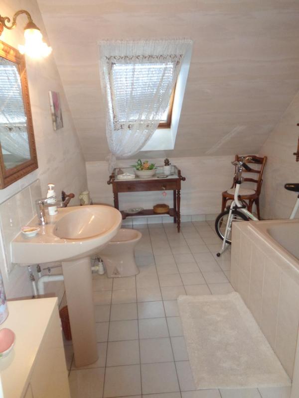 Maison - 142 m² - 6 pièces