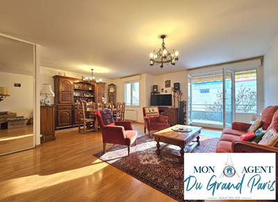 Appartement - 100 m² - 5 pièces