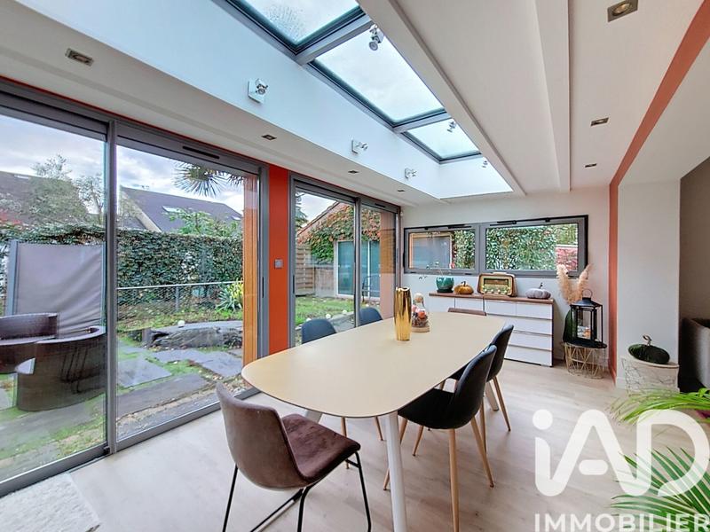 Maison - 189 m² - 6 pièces