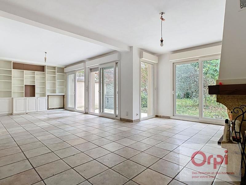 Maison - 145 m² - 6 pièces