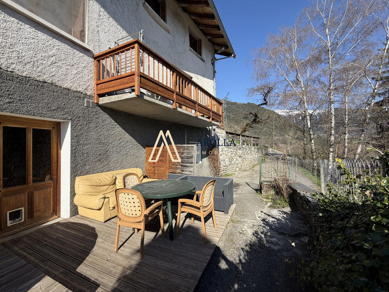 Maison - 121 m² - 6 pièces