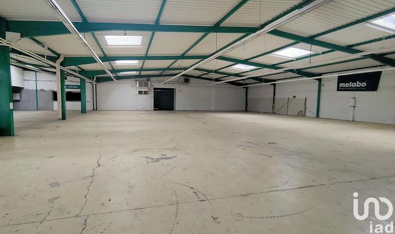 Local commercial - 1 724 m²