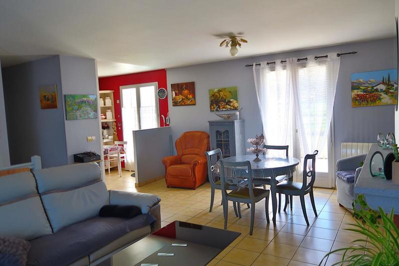 Maison - 94 m² - 4 pièces
