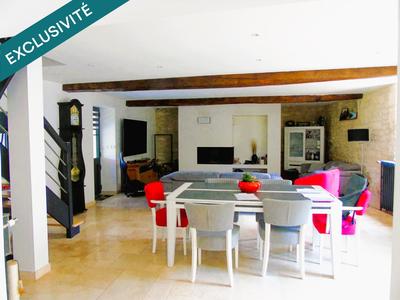 Maison - 343 m² - 9 pièces