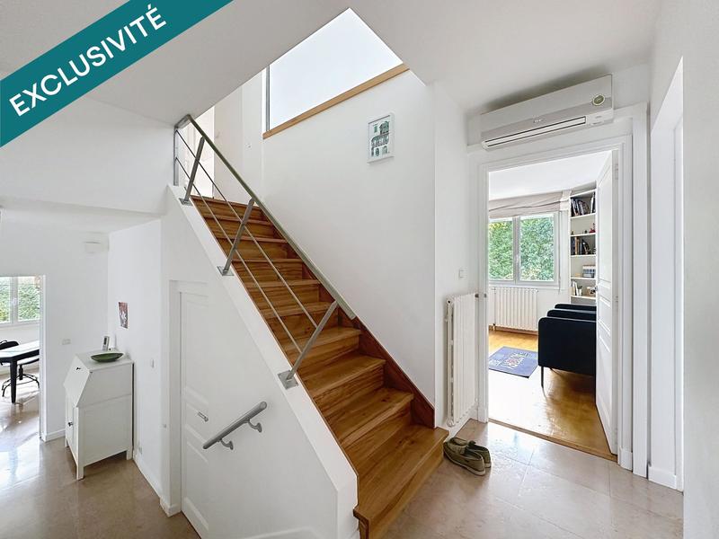Maison - 271 m² - 9 pièces