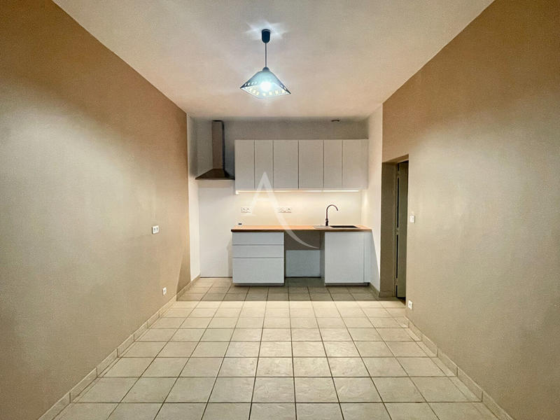 Maison - 100 m² - 3 pièces