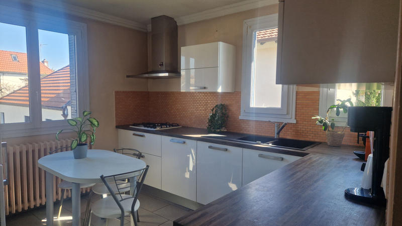 Maison - 85 m² - 4 pièces