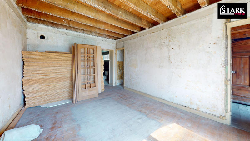 Maison - 140 m² - 10 pièces