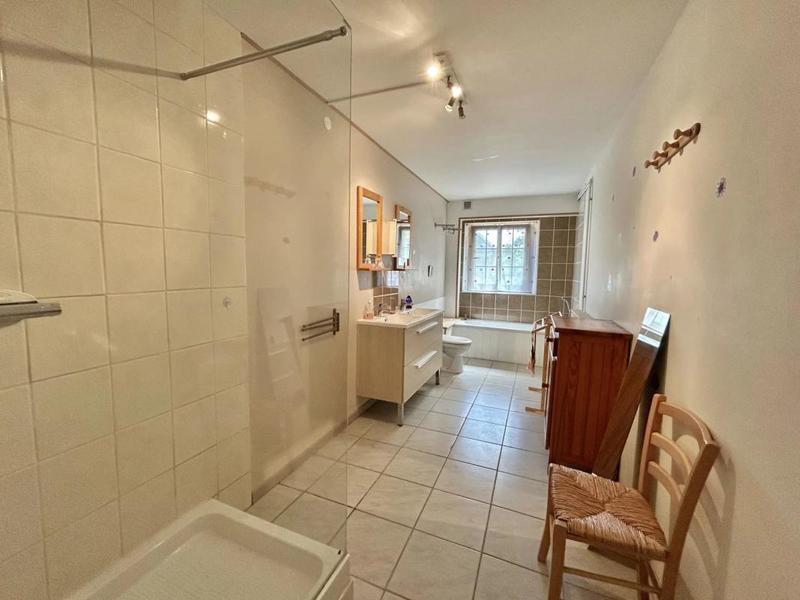 Longère - 288 m² - 13 pièces