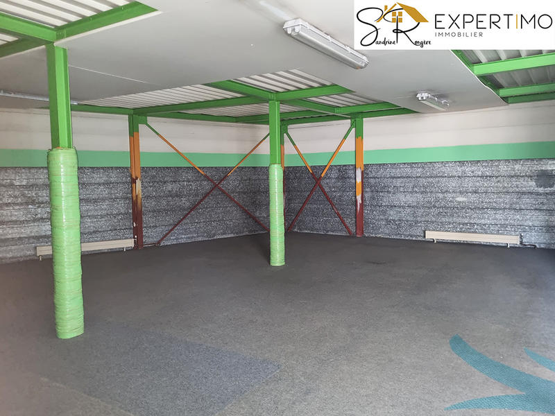 Maison - 320 m² - 5 pièces