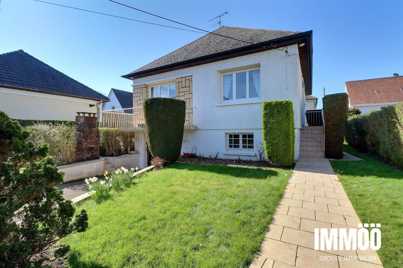 Maison - 105 m² - 4 pièces