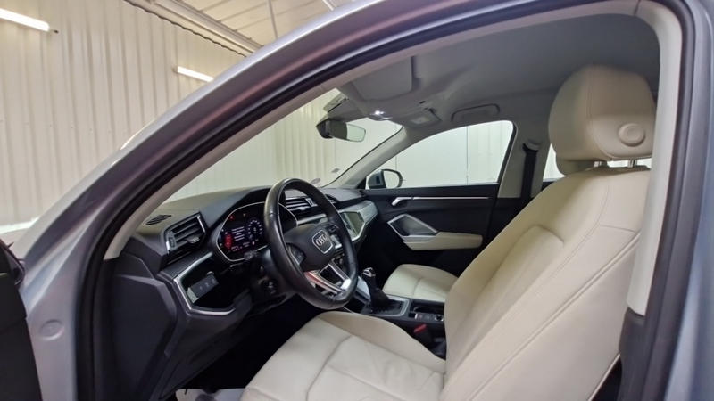 Audi Q3 35 Tfsi 150 s tronic Business Line