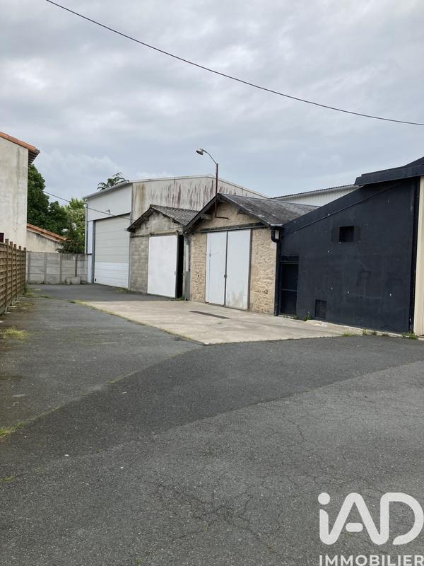 Immeuble - 900 m² - 2 pièces