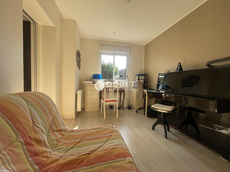 Maison - 139 m² - 9 pièces