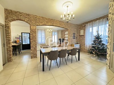 Maison de village - 160 m² - 5 pièces