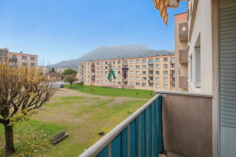 Appartement - 75 m² - 4 pièces