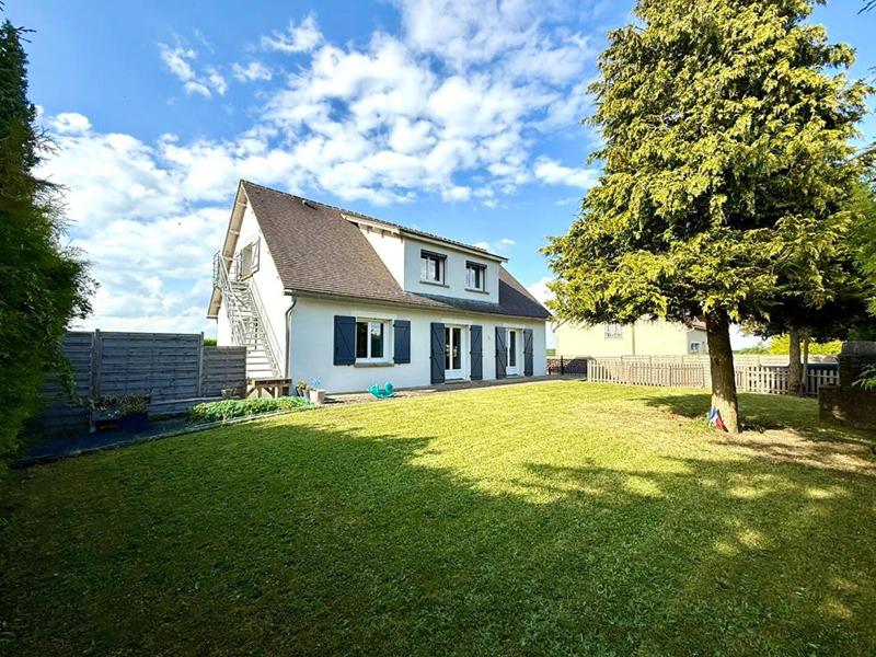 Maison - 180 m² - 6 pièces