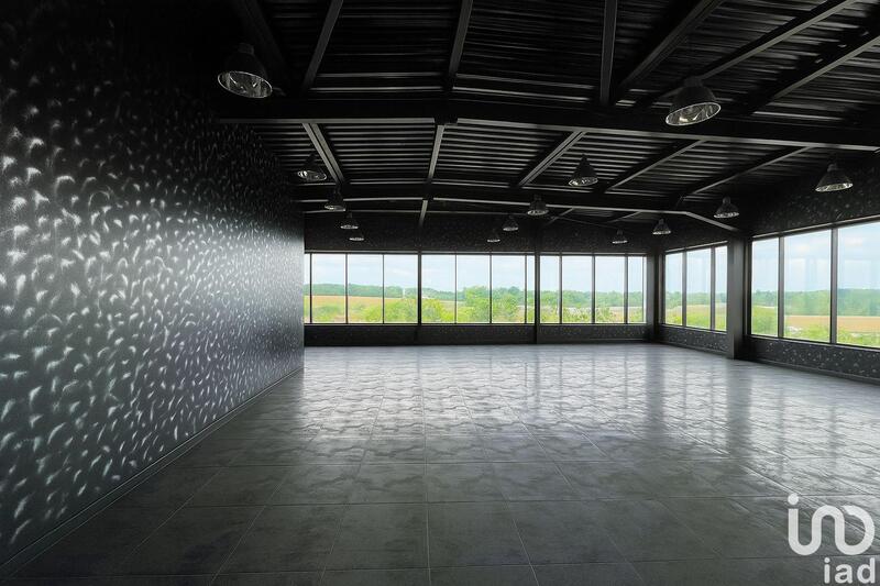 Local commercial - 349 m²