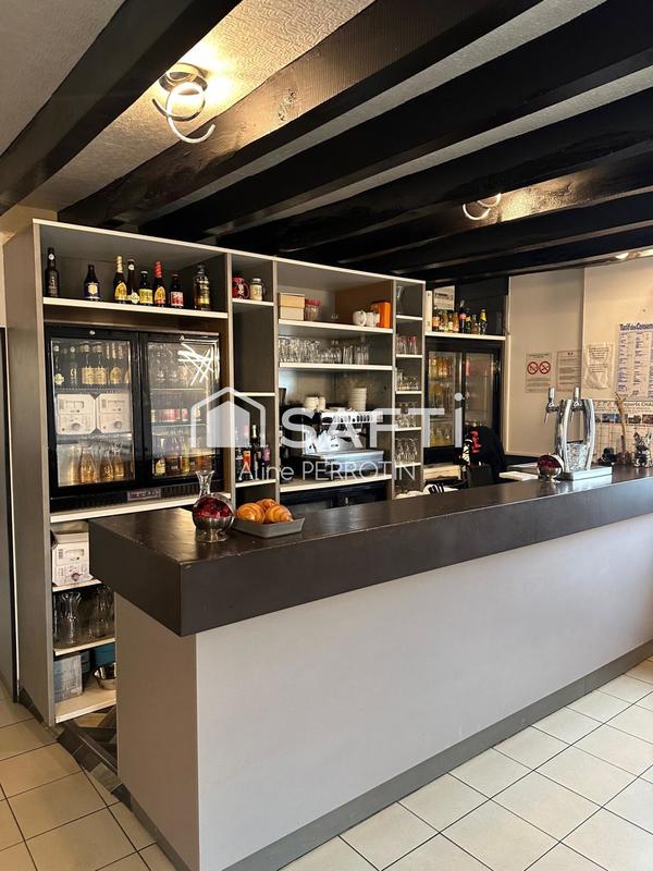 Local commercial - 180 m² - 5 pièces