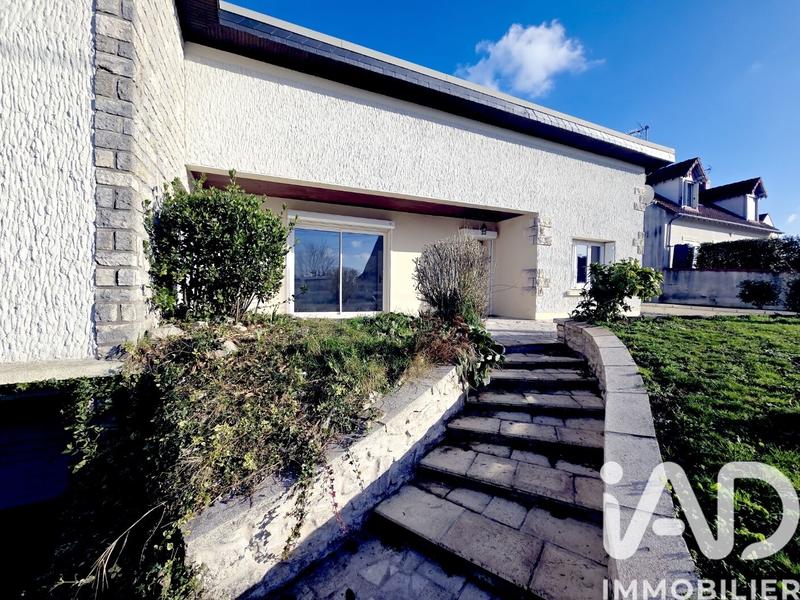 Maison - 145 m² - 7 pièces