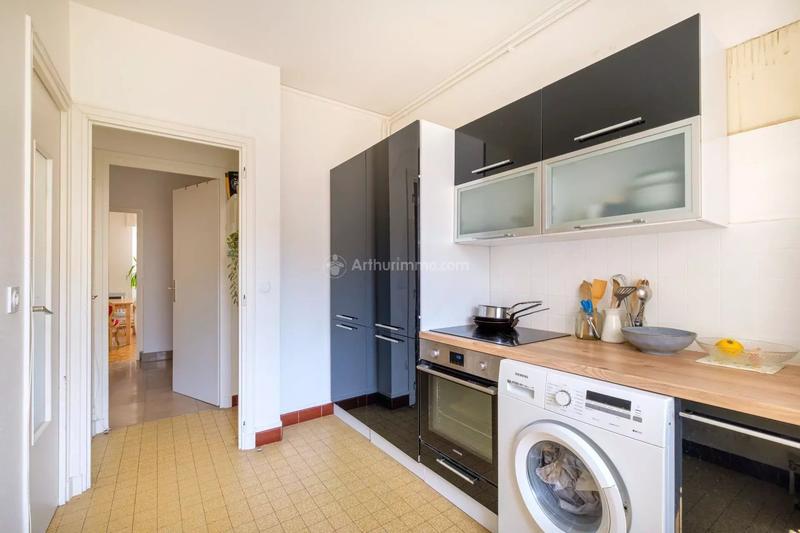 Appartement - 81 m² - 3 pièces