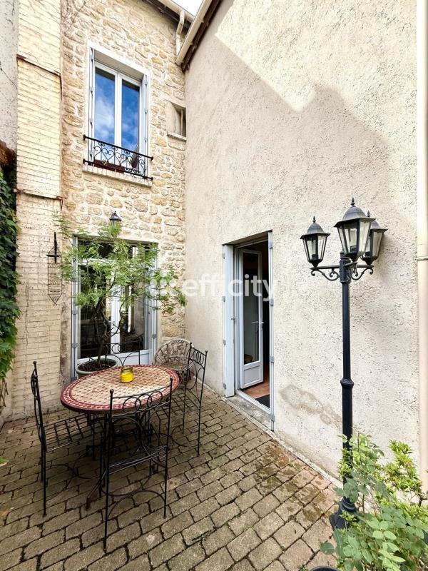 Maison - 130 m² - 7 pièces