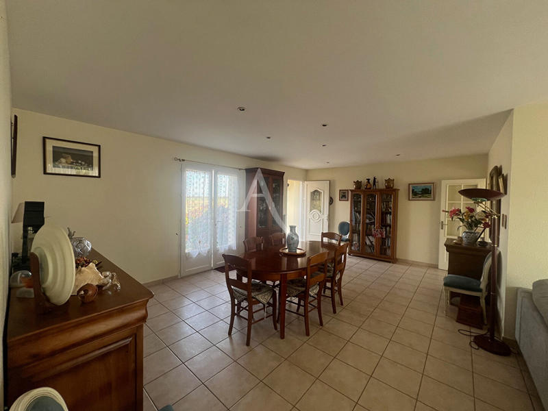 Maison - 92 m² - 4 pièces