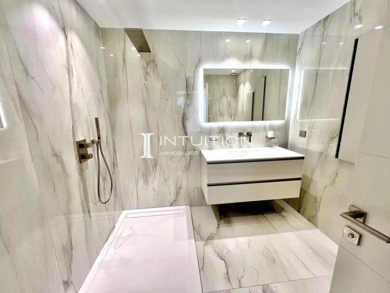 Appartement - 127 m² - 3 pièces