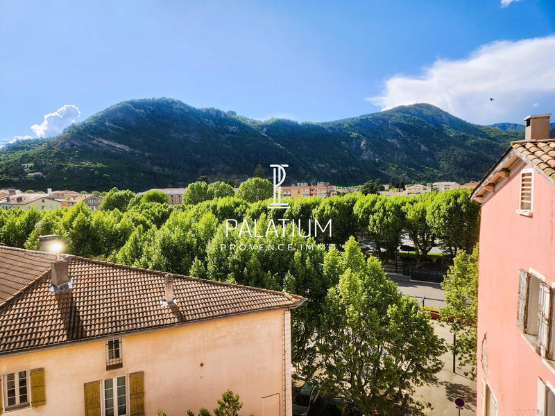 Appartement - 63 m² - 2 pièces