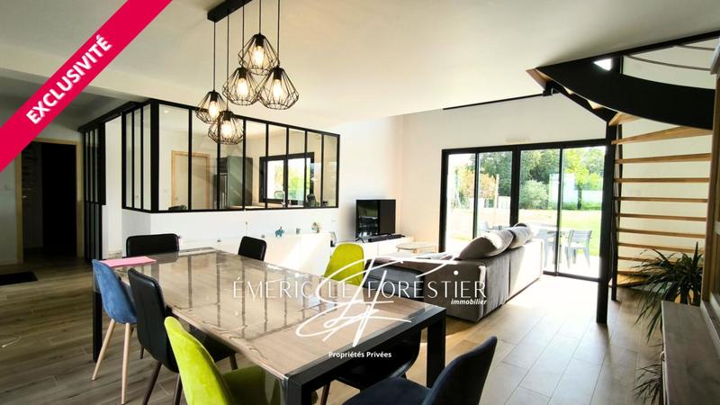 Maison - 100 m² - 4 pièces