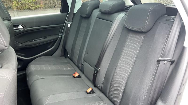 Peugeot 308 Sw II 1.2 PureTech 130 Eat6 Allure - Automatique Entretien constructeur