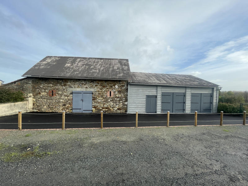 Maison - 80 m² - 5 pièces