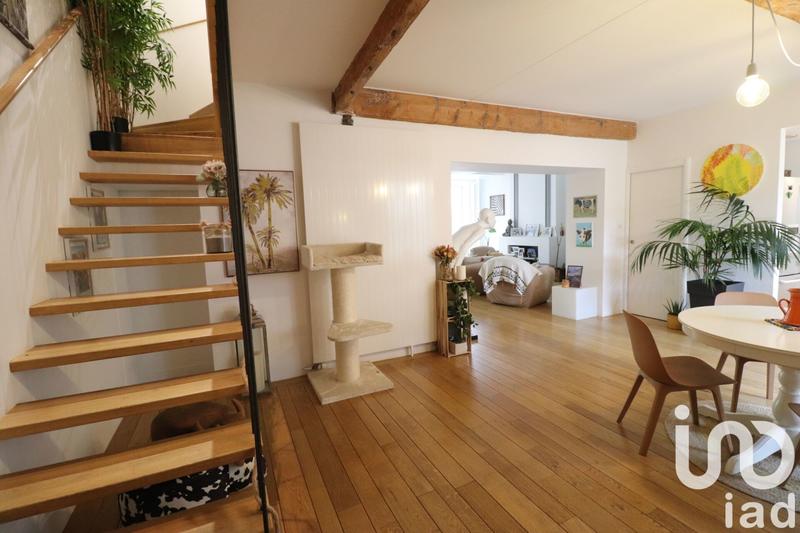 Maison - 262 m² - 7 pièces