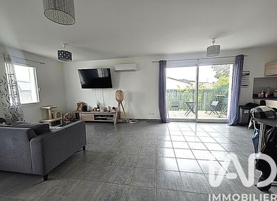 Maison - 80 m² - 4 pièces