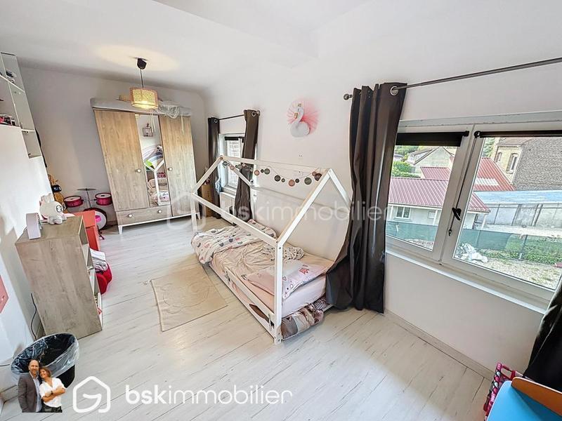 Maison - 94 m² - 4 pièces