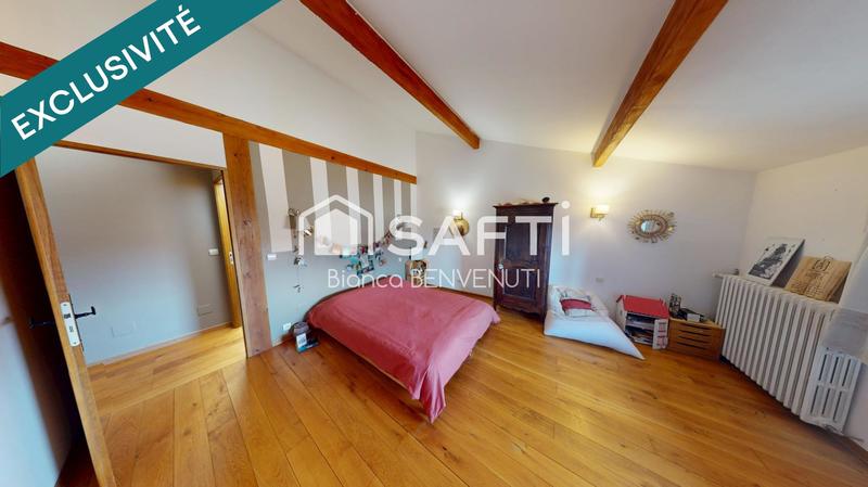 Maison - 265 m² - 7 pièces